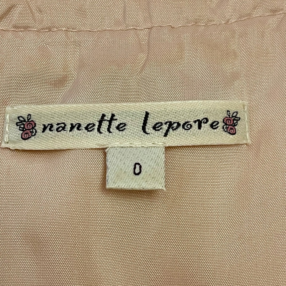 Nanette Lepore 100% Silk Satin blouse top. Looks stunning. - Picture 7 of 9